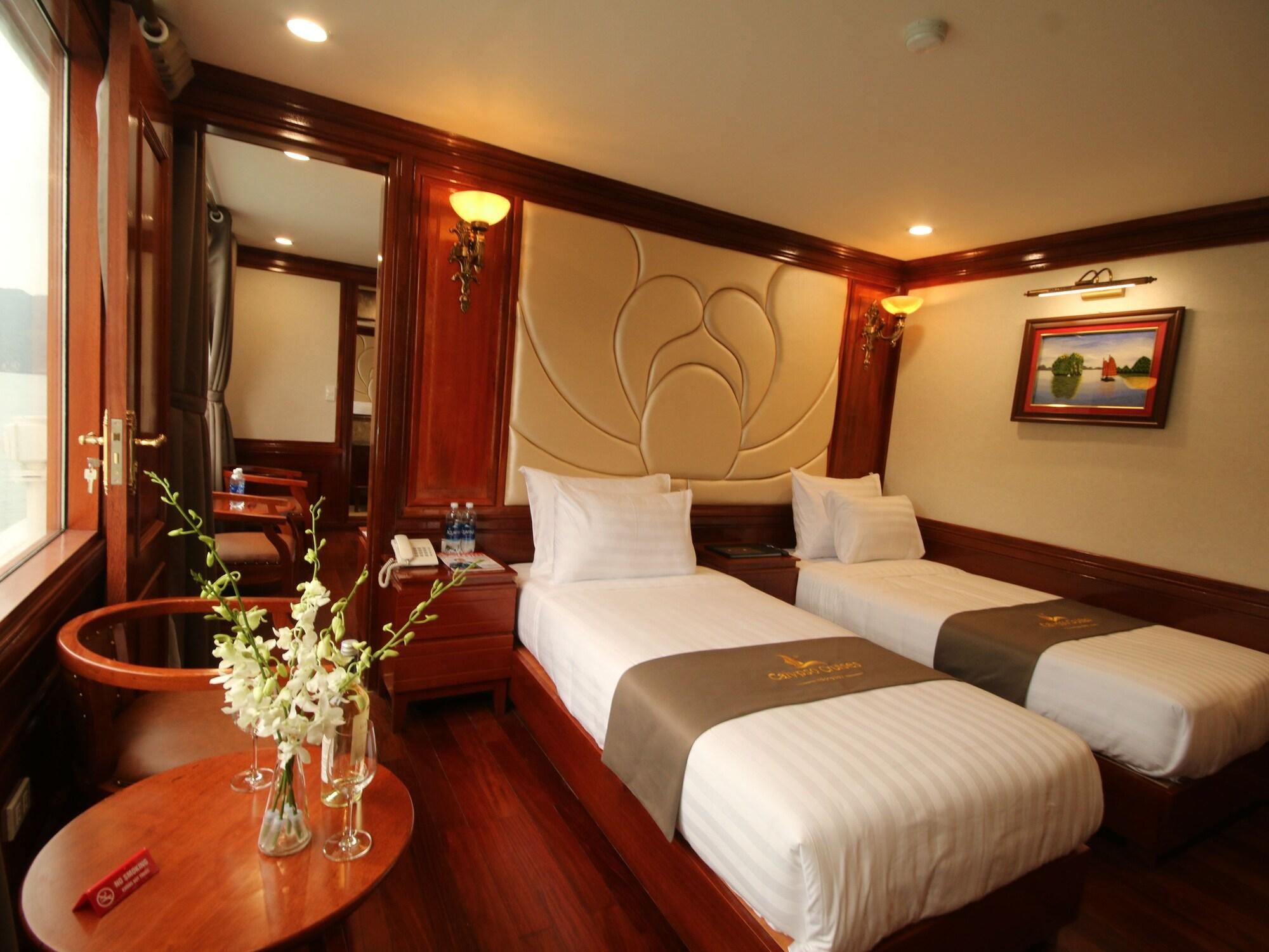 Calypso Cruises Hotel Hanoi Buitenkant foto